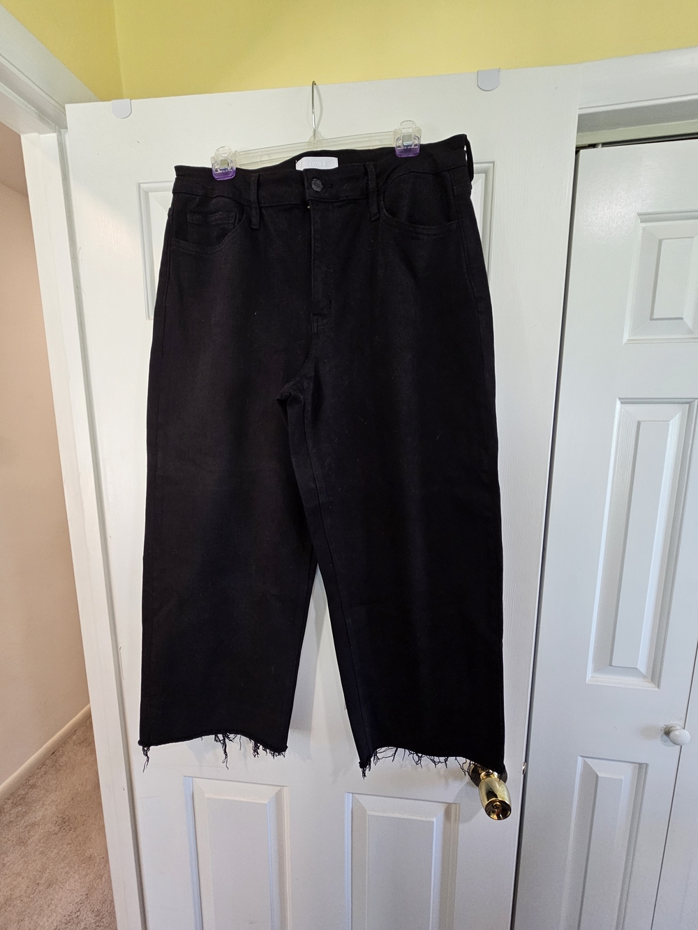 Vervet Blue Women's High-Rise Wide Leg Black Jeans With Raw Hem Size 32